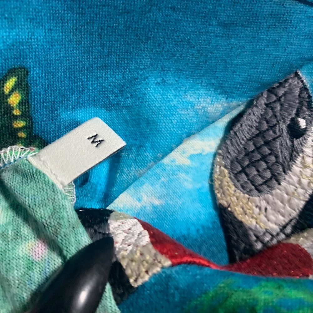 Authentic Gucci shirt 🐍✨ - Picture 8 of 8